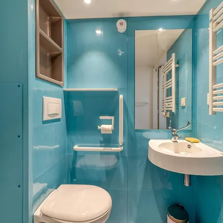 Aparthotel Logis Les Forges 2*