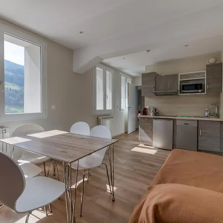 Logis Les Forges 2* Arvillard