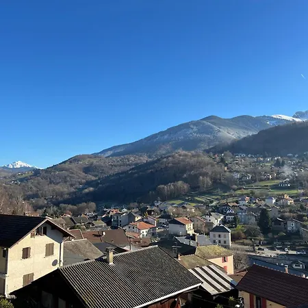 Logis Les Forges 2* Arvillard