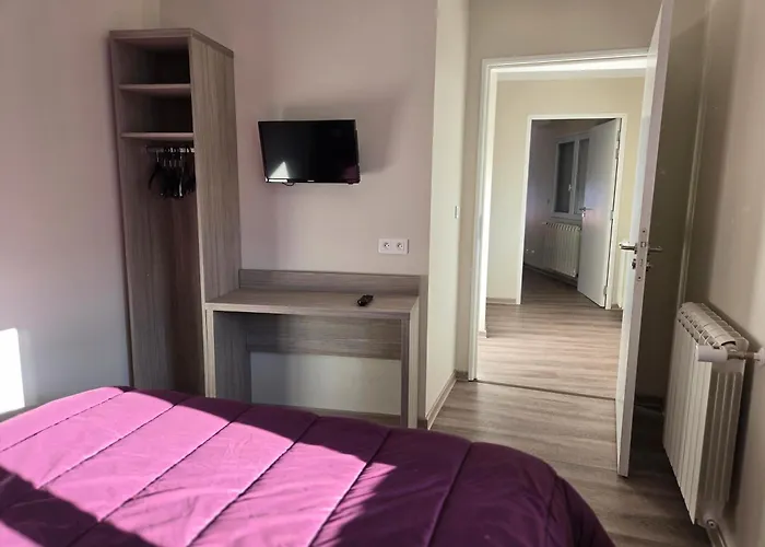 Logis Les Forges 2* Arvillard