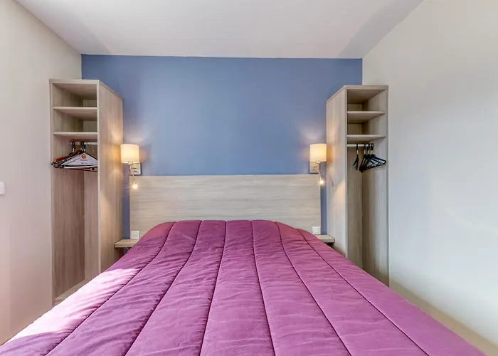 Lejlighedshotel Logis Les Forges