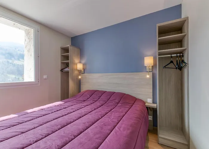 Logis Les Forges Lejlighedshotel